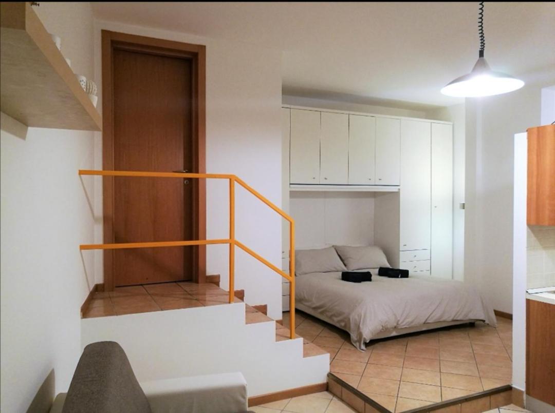 Farolfi Apartments Carracci Bolonia Zewnętrze zdjęcie