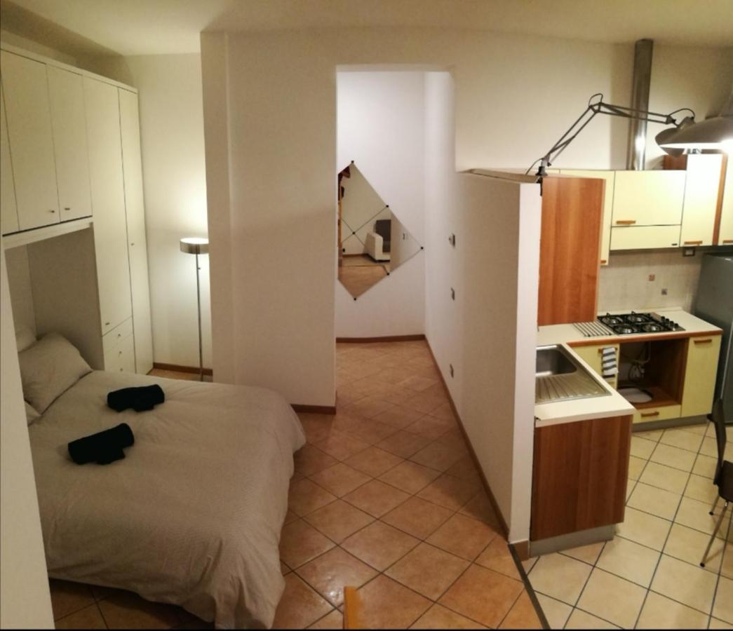 Farolfi Apartments Carracci Bolonia Zewnętrze zdjęcie